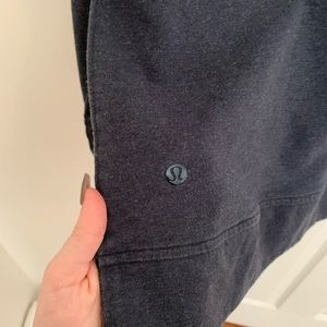Lulu lemon t-shirt sweatshirt